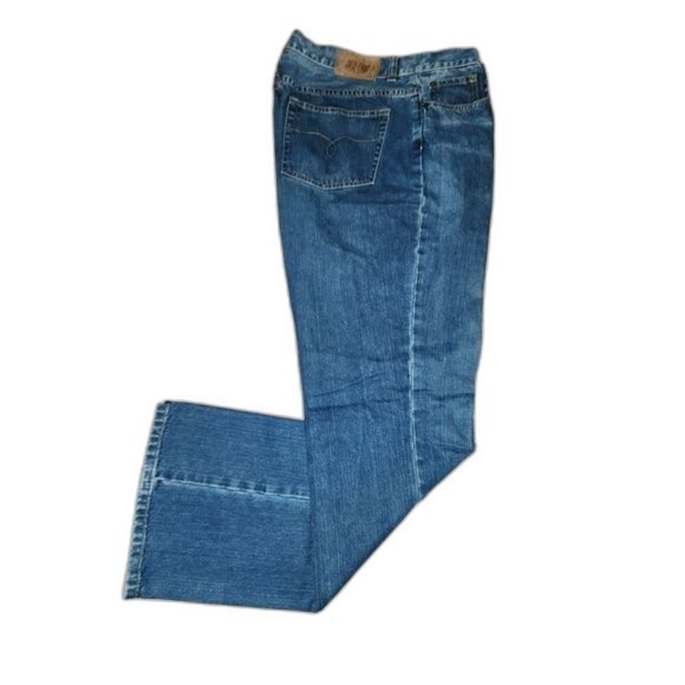 Lauren Ralph Lauren Women's Straight Leg Jeans in Medium Blue